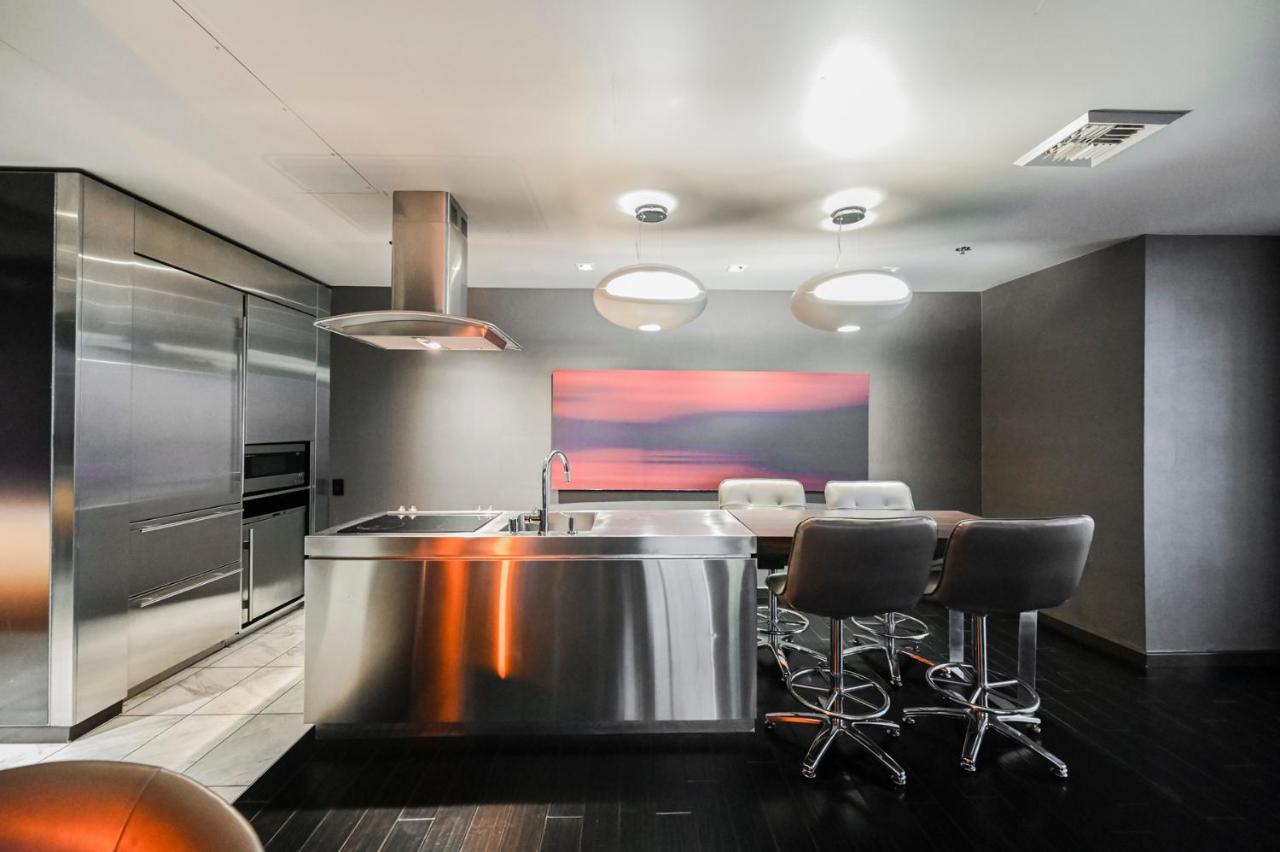 Stripviewsuites Two-Bedroom Conjoined Suite At Palms Place Las Vegas Exterior photo
